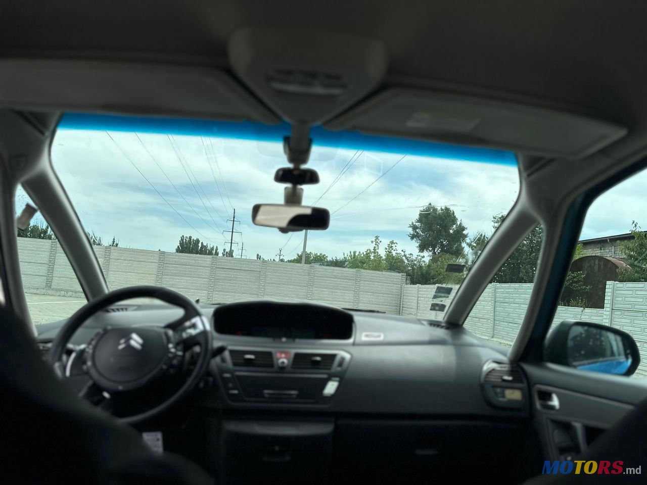 2009' Citroen C4 Picasso photo #6