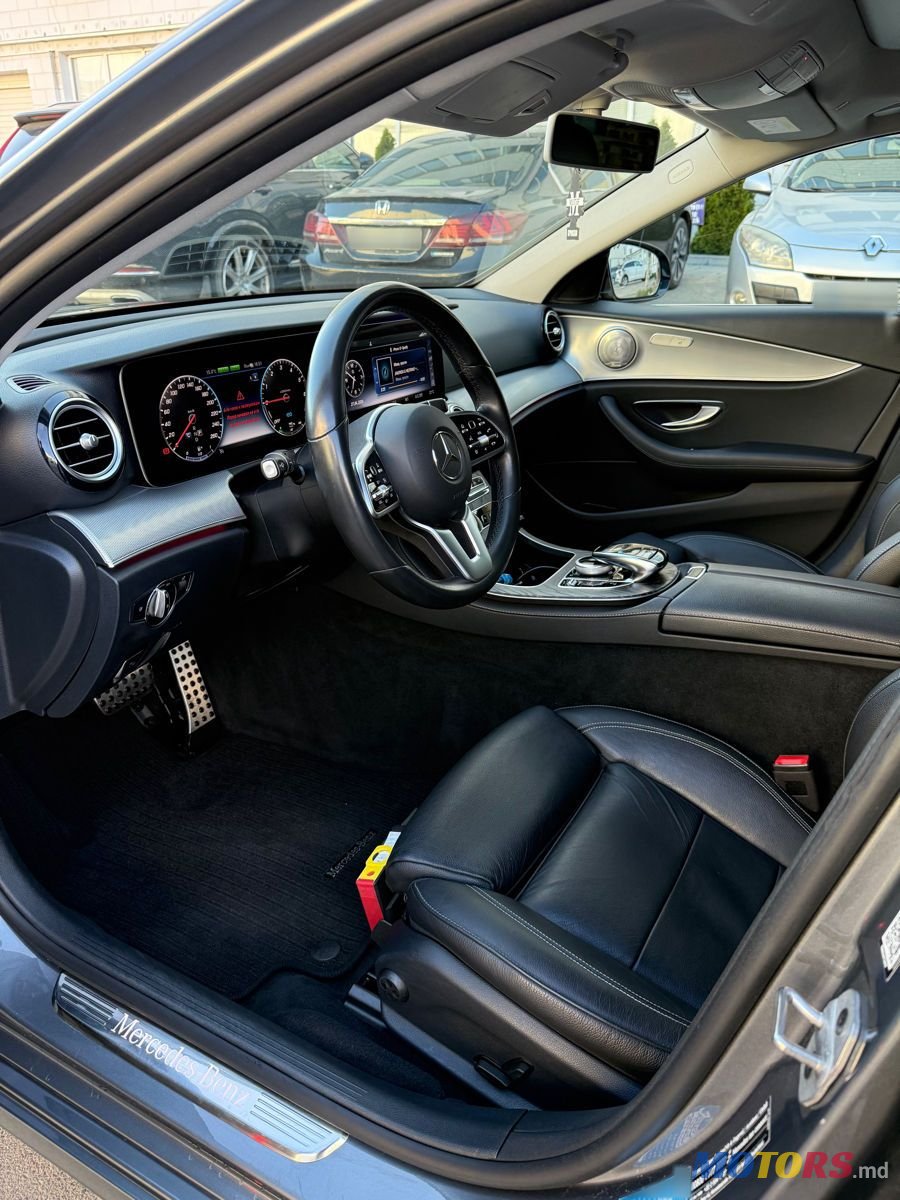 2020' Mercedes-Benz E-Class photo #6