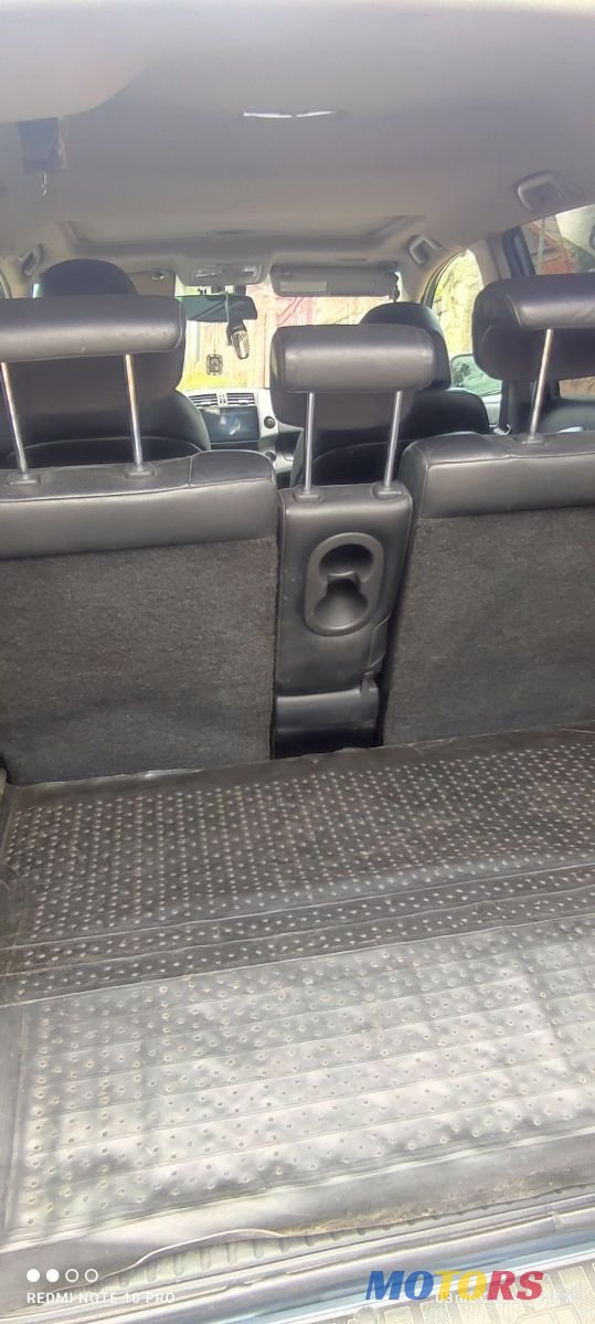 2007' Toyota RAV4 photo #3