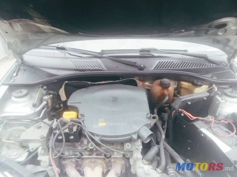 2000' Renault Clio photo #1