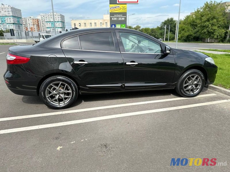 2010' Renault Fluence photo #1