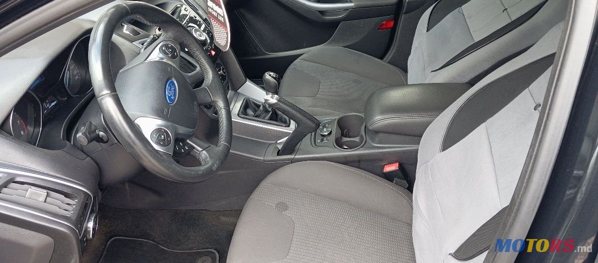 2012' Ford Focus photo #3