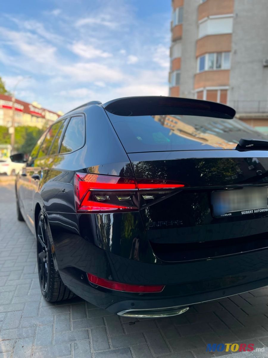 2020' Skoda Superb photo #2
