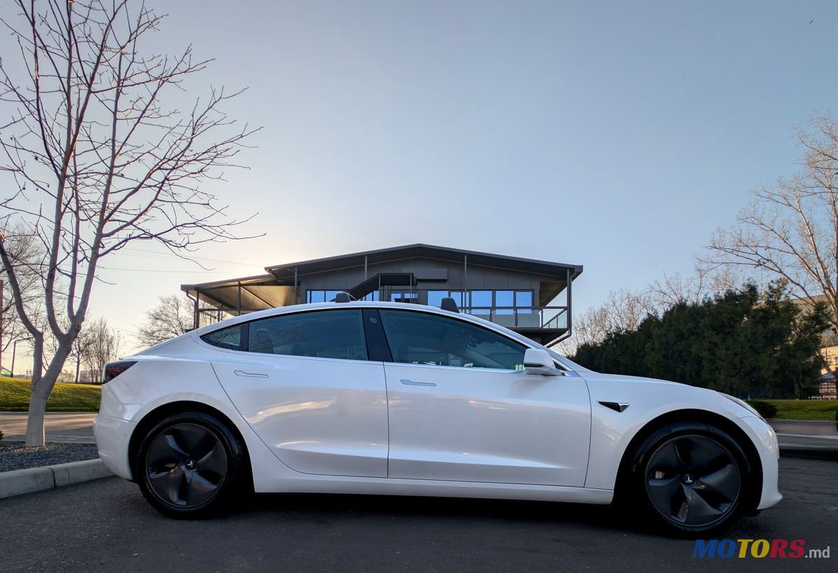 2020' Tesla Model 3 photo #3