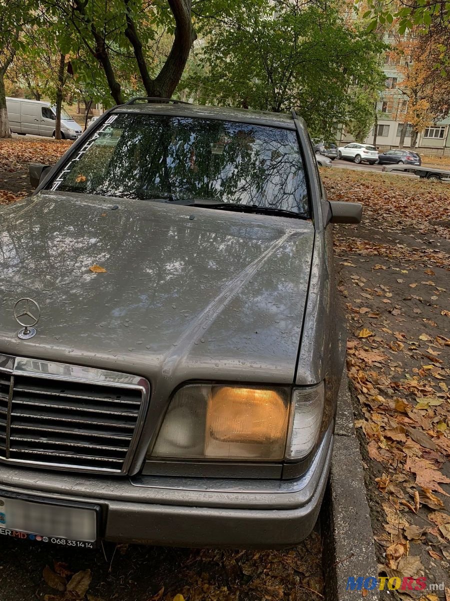 1994' Mercedes-Benz W124 photo #2