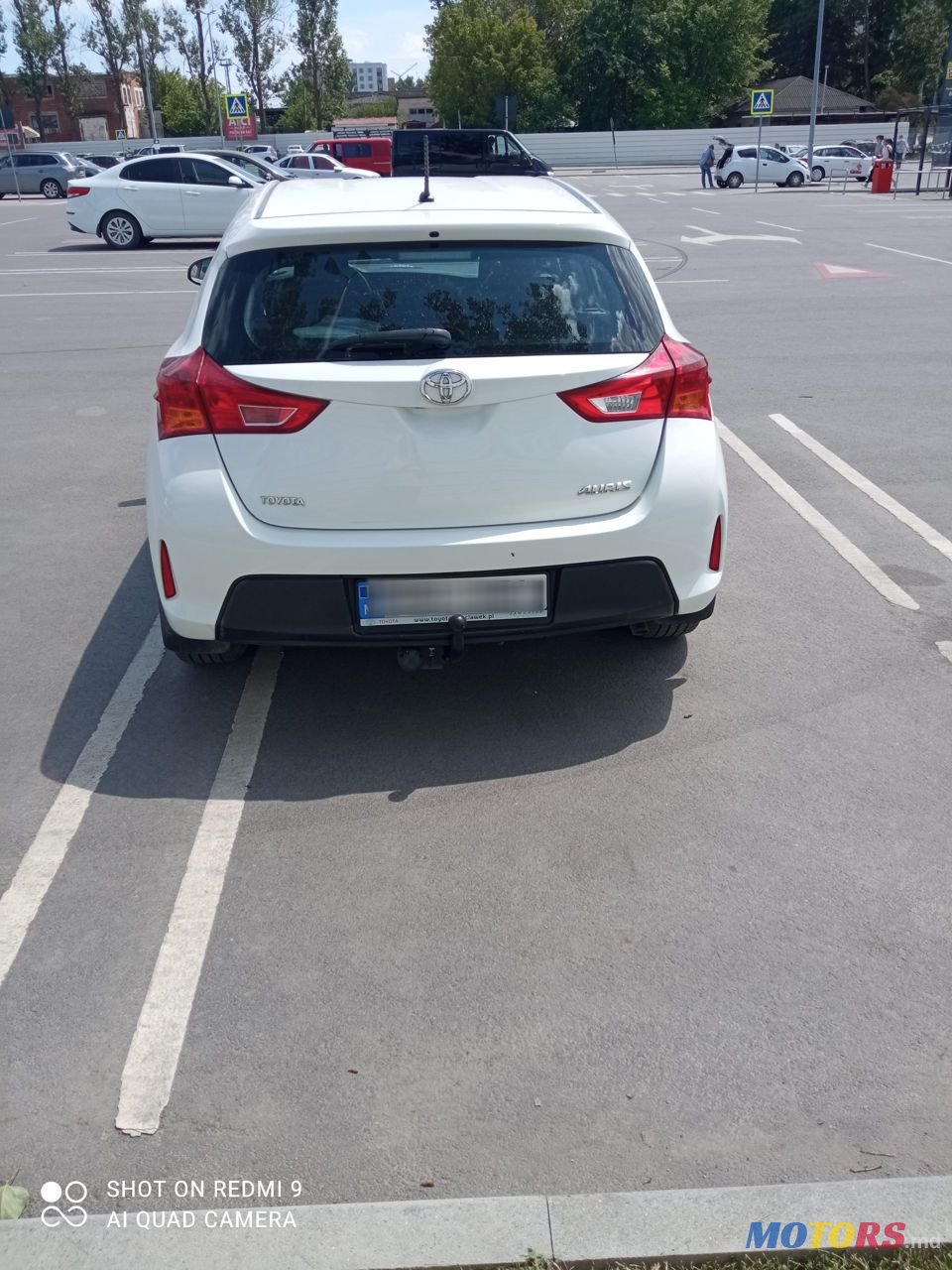 2015' Toyota Auris photo #4