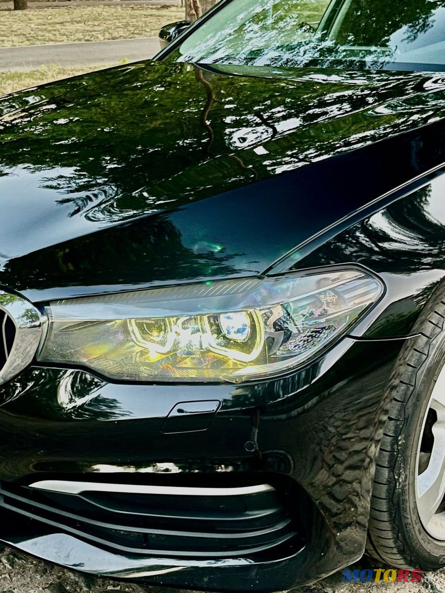 2018' BMW 5 Series photo #6