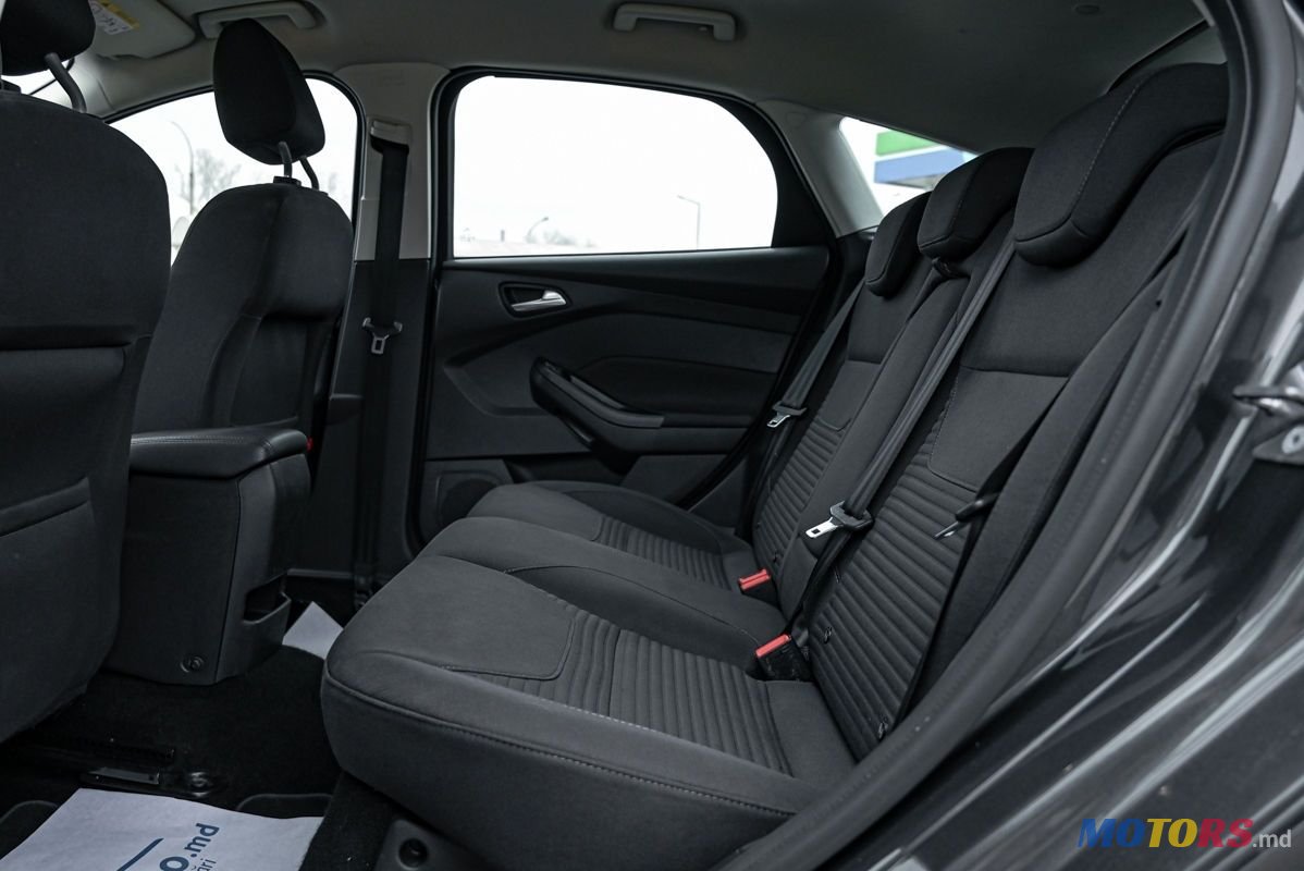 2015' Ford Focus photo #6