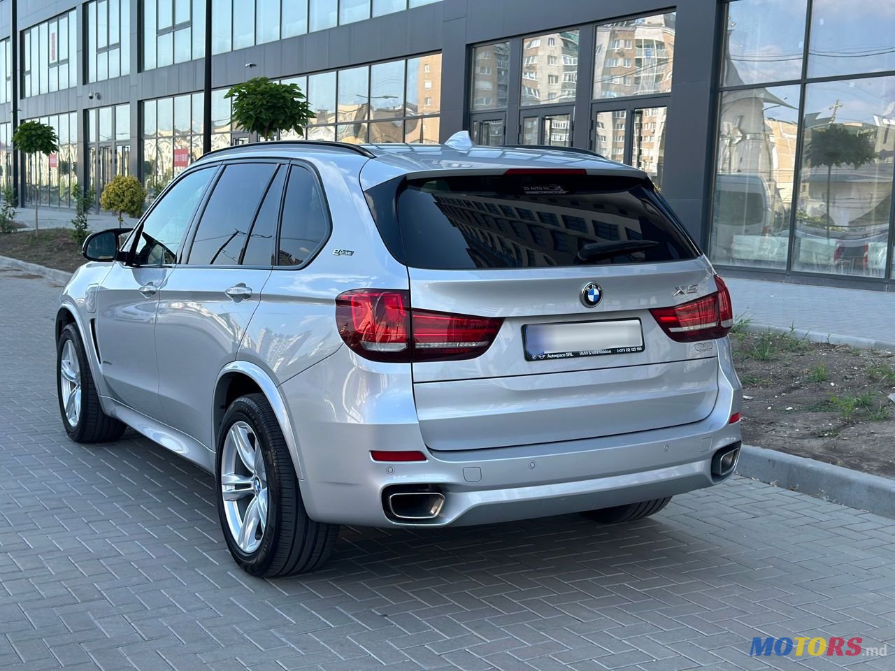 2017' BMW X5 photo #2
