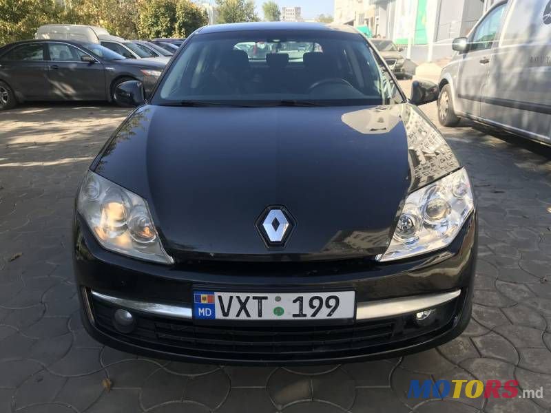 2008' Renault Laguna photo #2