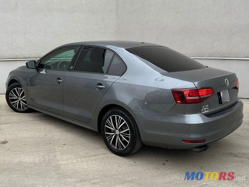 2017' Volkswagen Jetta photo #6