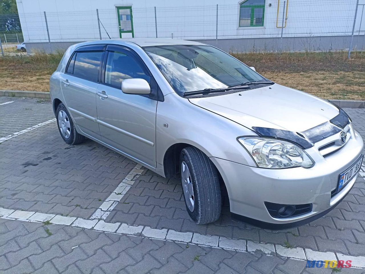 2005' Toyota Corolla photo #3