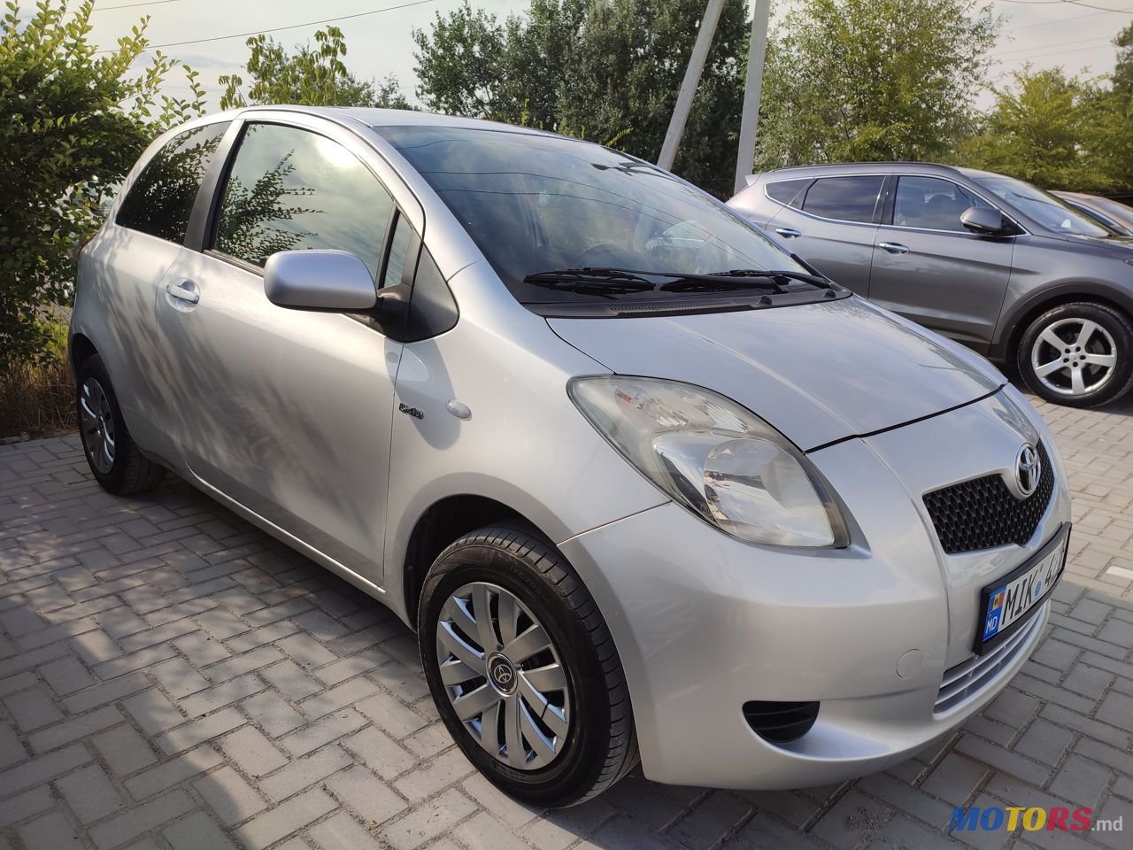 2006' Toyota Yaris photo #2