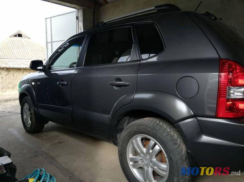 2008' Hyundai Tucson photo #4