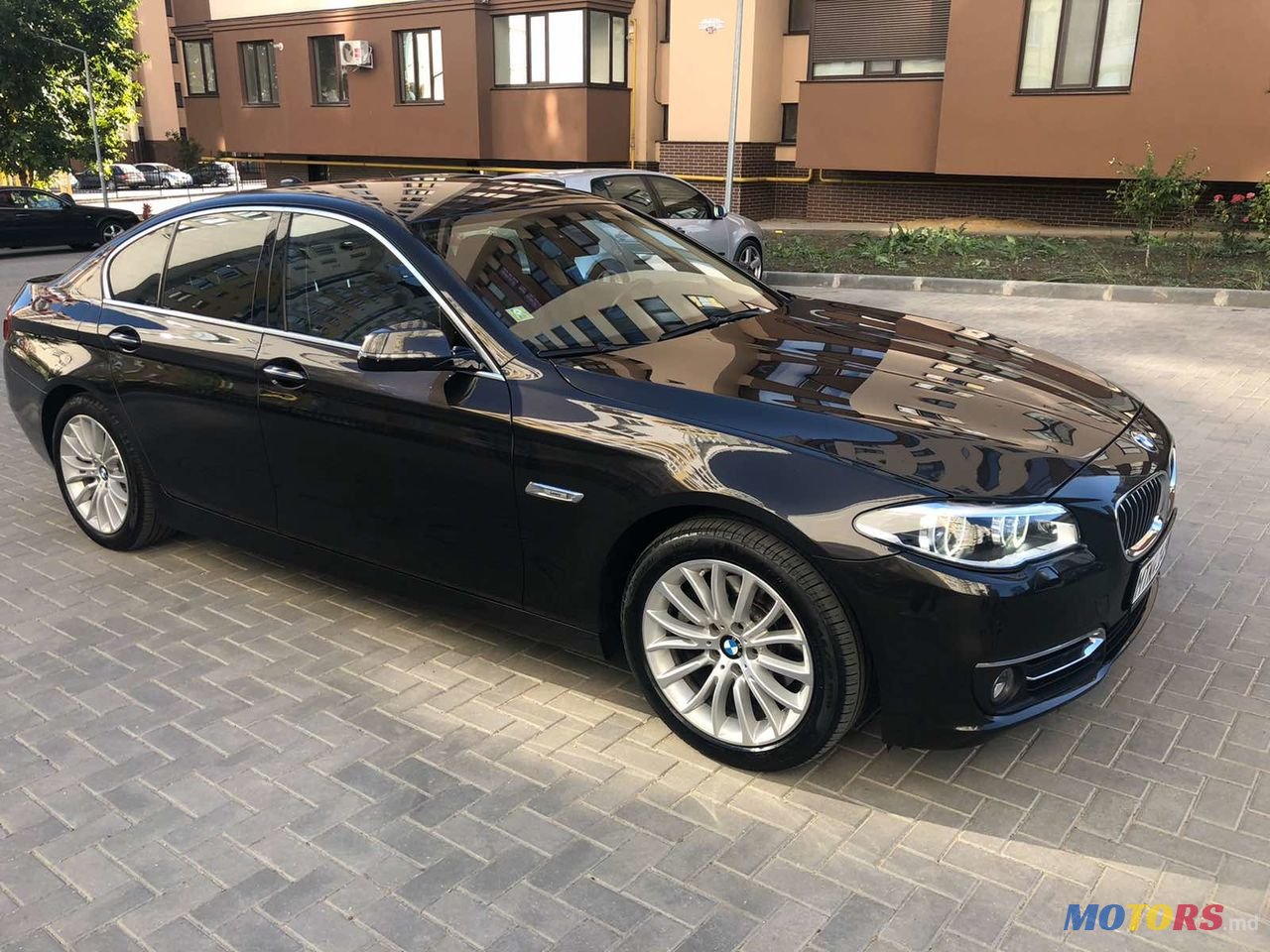 2014' BMW 5 Series photo #6