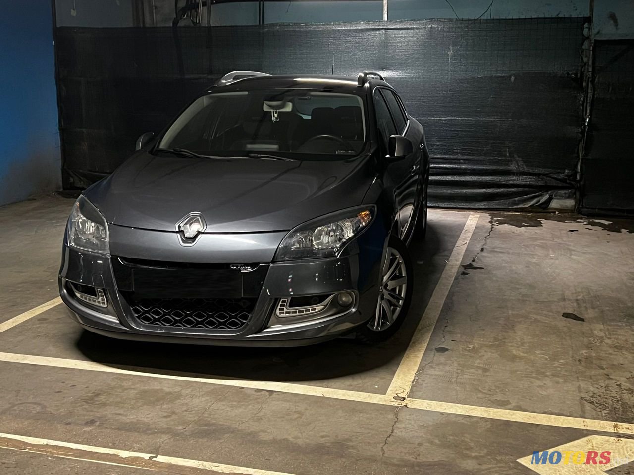 2012' Renault Megane photo #2