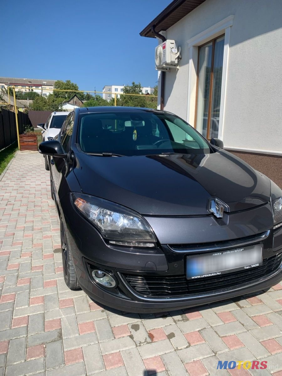 2013' Renault Megane photo #1