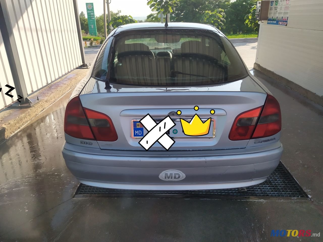 2001' Mitsubishi Carisma photo #2