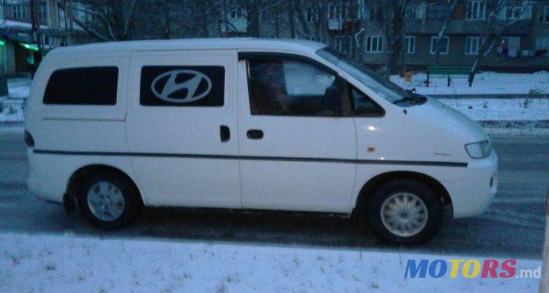 1999' Hyundai H-1 photo #1