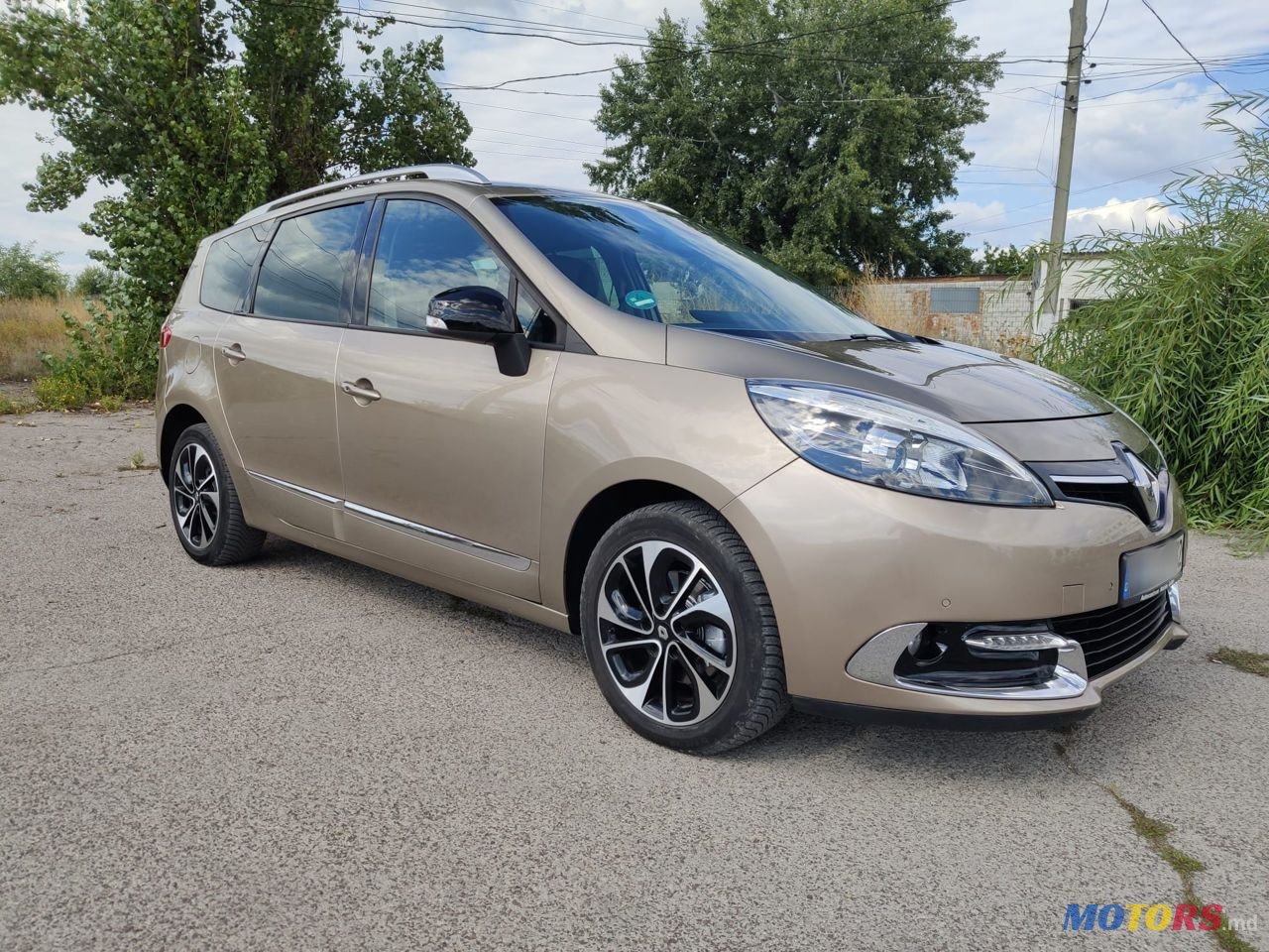 2015' Renault Grand Scenic photo #1