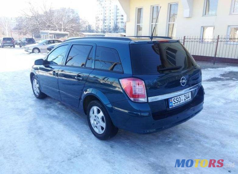 2007' Opel Astra photo #2