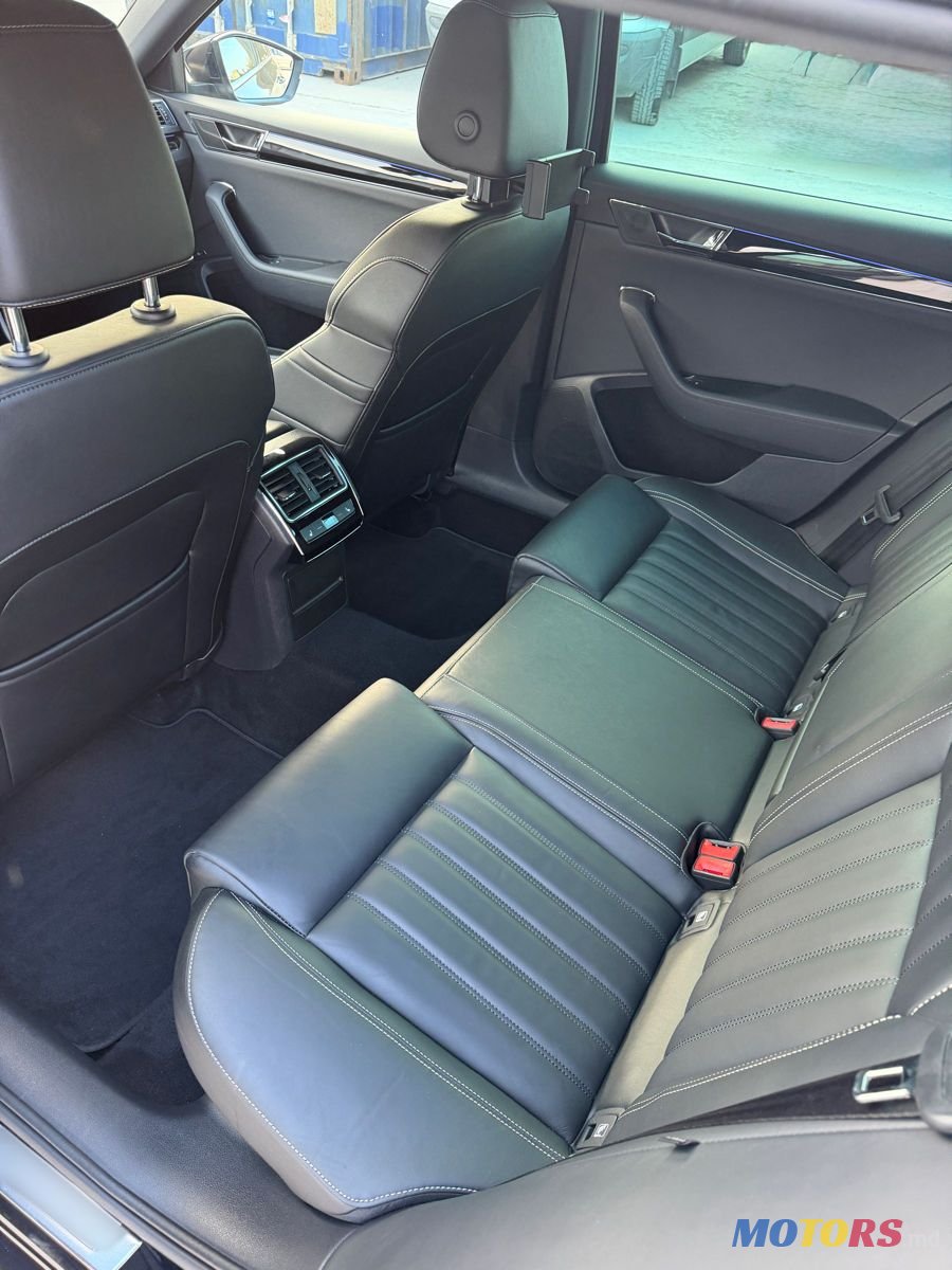 2021' Skoda Superb photo #6