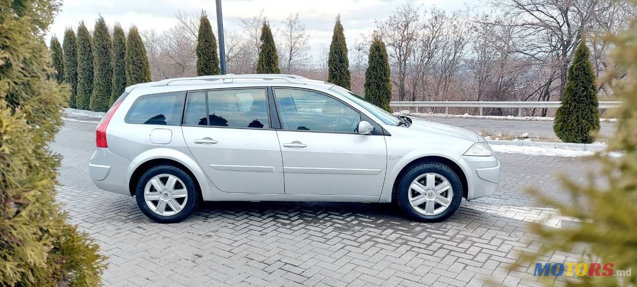 2007' Renault Megane photo #6