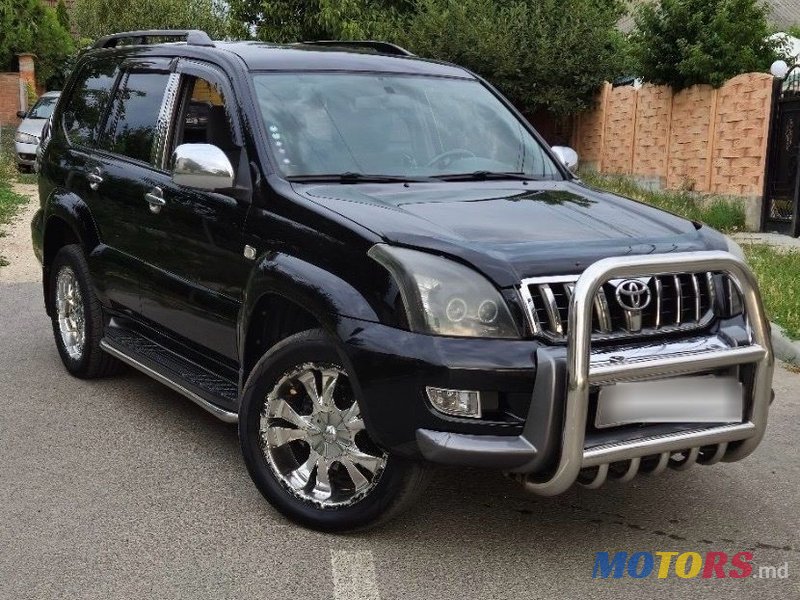 2007' Toyota Land Cruiser Prado photo #1