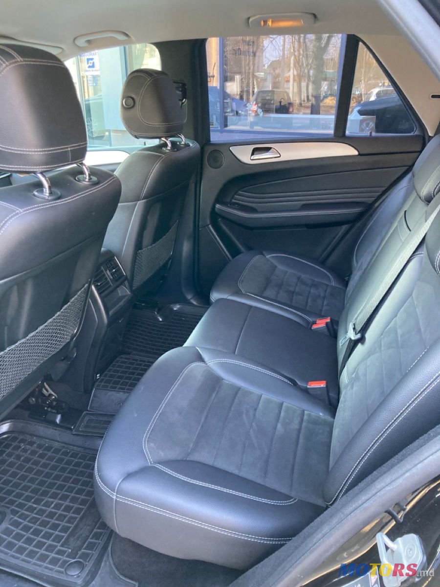 2011' Mercedes-Benz M Класс photo #6