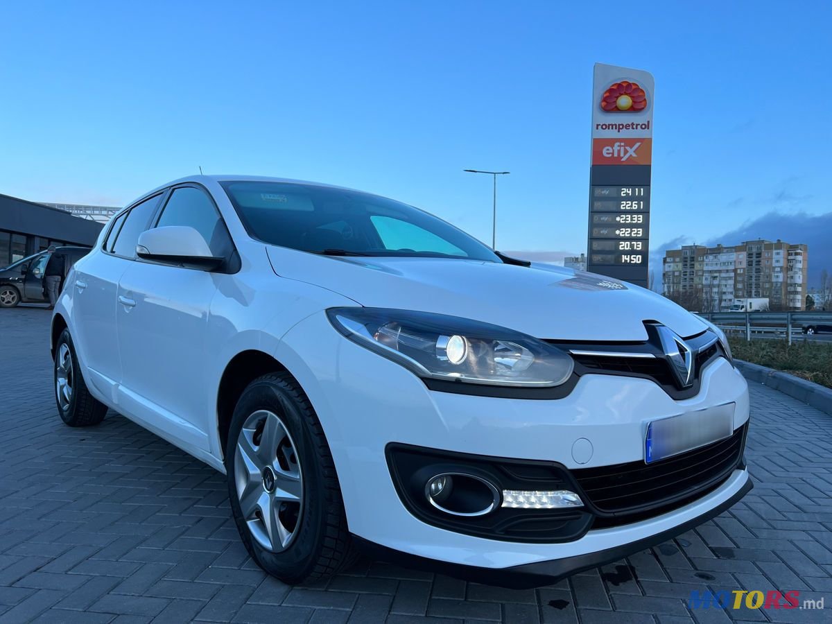 2015' Renault Megane photo #1