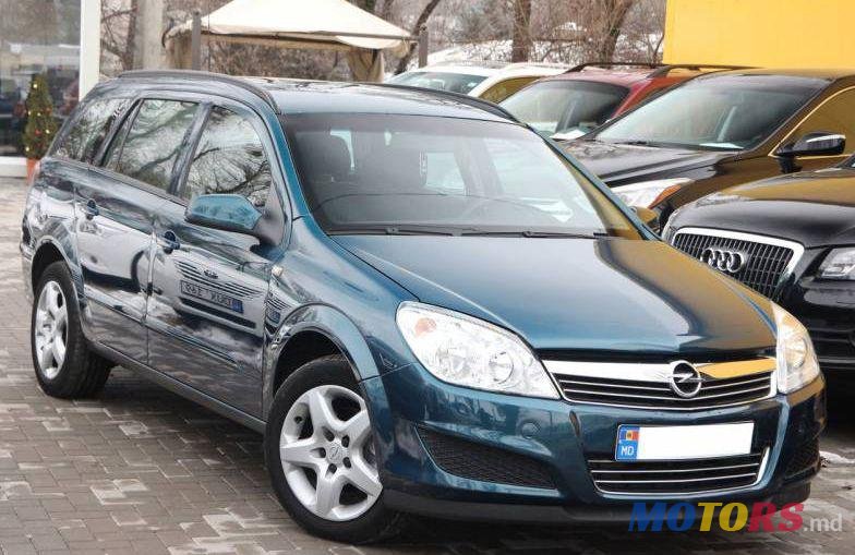 2007' Opel Astra photo #1