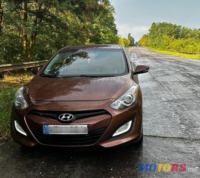 2012' Hyundai i30 photo #3