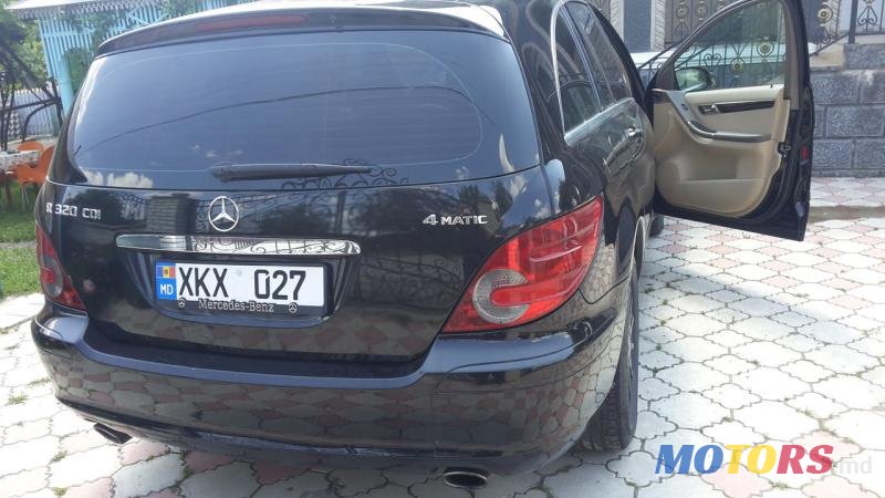 2008' Mercedes-Benz R-Class photo #7