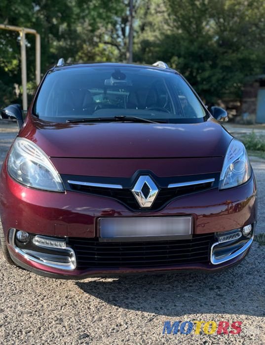 2015' Renault Grand Scenic photo #1