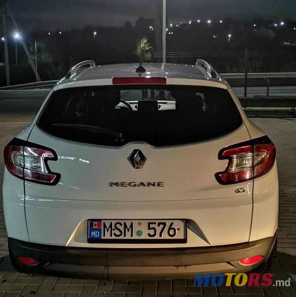 2013' Renault Megane photo #3