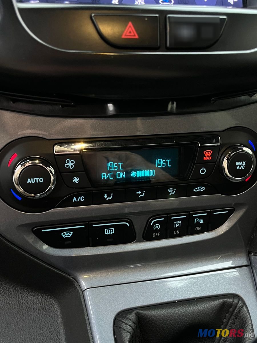 2014' Ford Focus photo #5