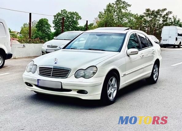 2004' Mercedes-Benz C-Class photo #4