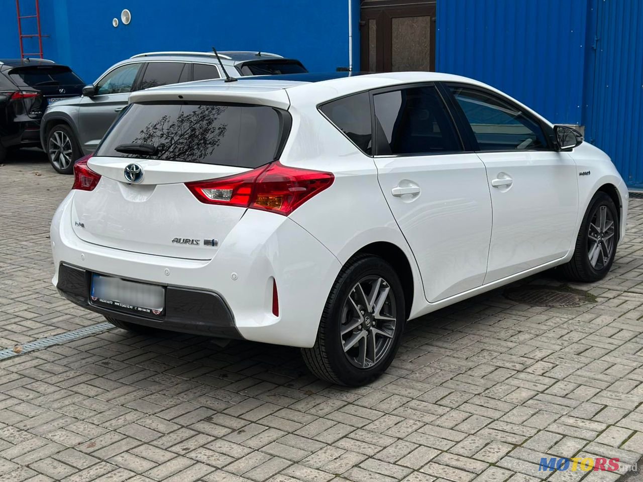 2014' Toyota Auris photo #4