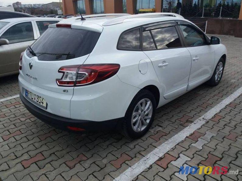2013' Renault Megane photo #2