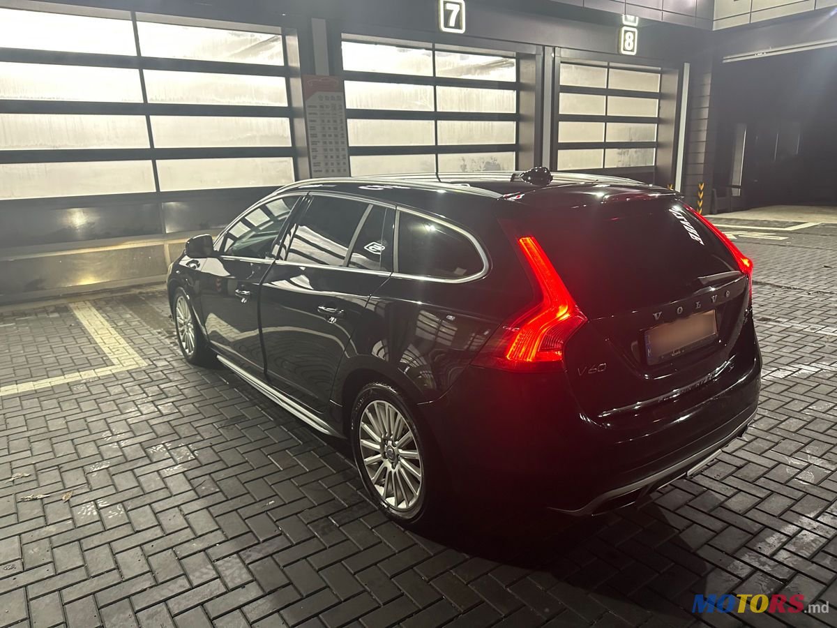 2013' Volvo V60 photo #3