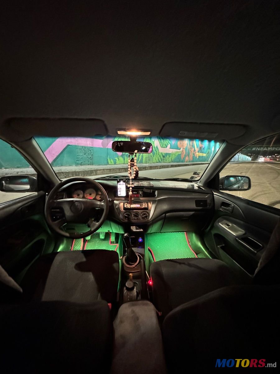 2006' Mitsubishi Lancer photo #5