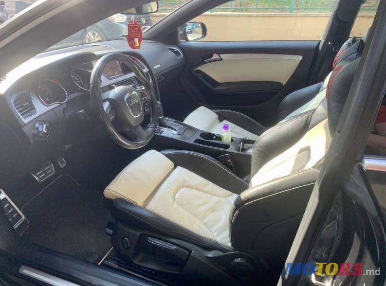 2011' Audi A5 photo #2