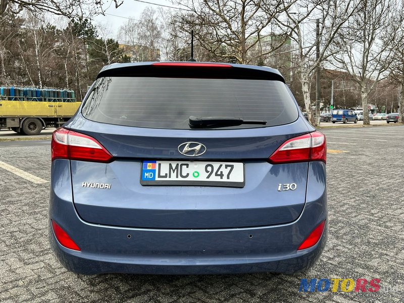 2013' Hyundai i30 photo #3