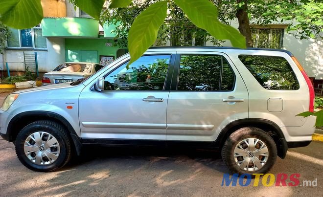 2004' Honda CR-V photo #1