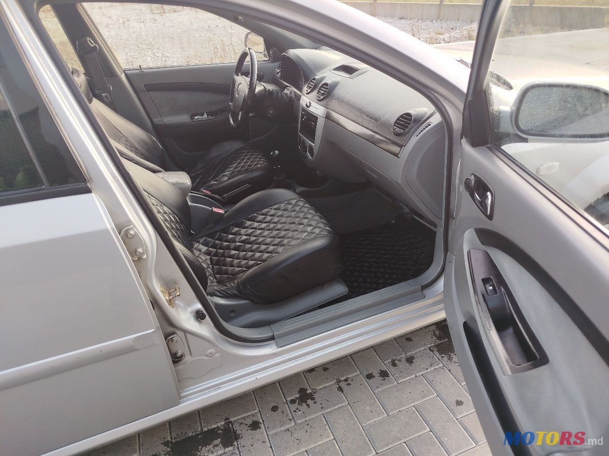 2006' Chevrolet Nubira photo #6