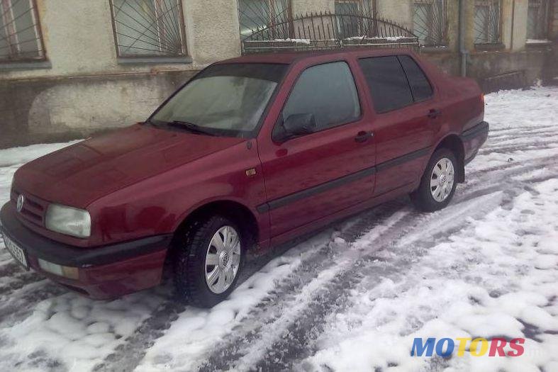 1996' Volkswagen Vento photo #1