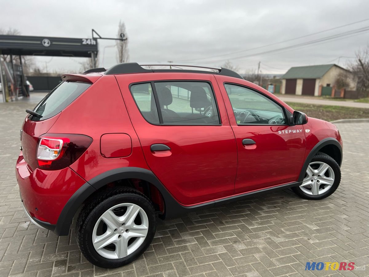 2013' Dacia Sandero Stepway photo #3