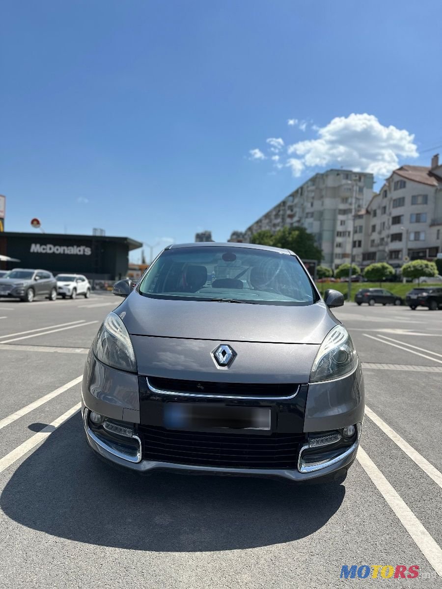 2012' Renault Scenic photo #1