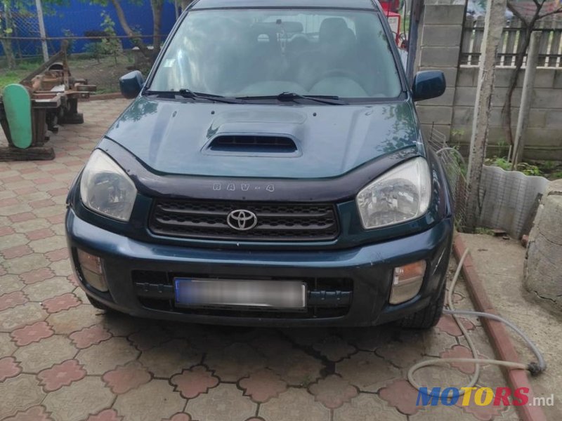 2002' Toyota RAV4 photo #1