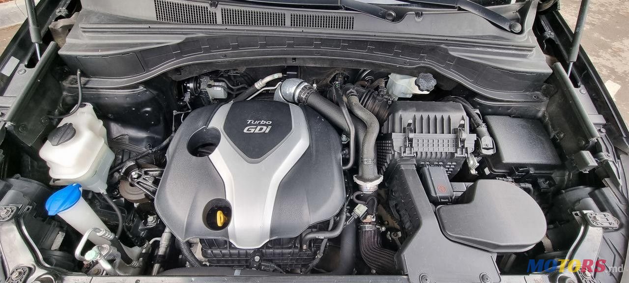 2013' Hyundai Santa Fe photo #6